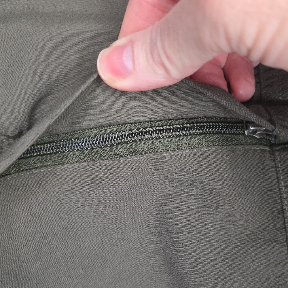 Patagonia Men's Dark Olive Cargo Pants - Picture 6 of 14